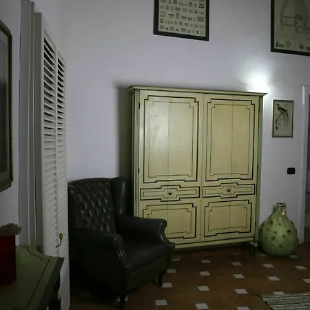 Guest house Tourist House Santa Croce *